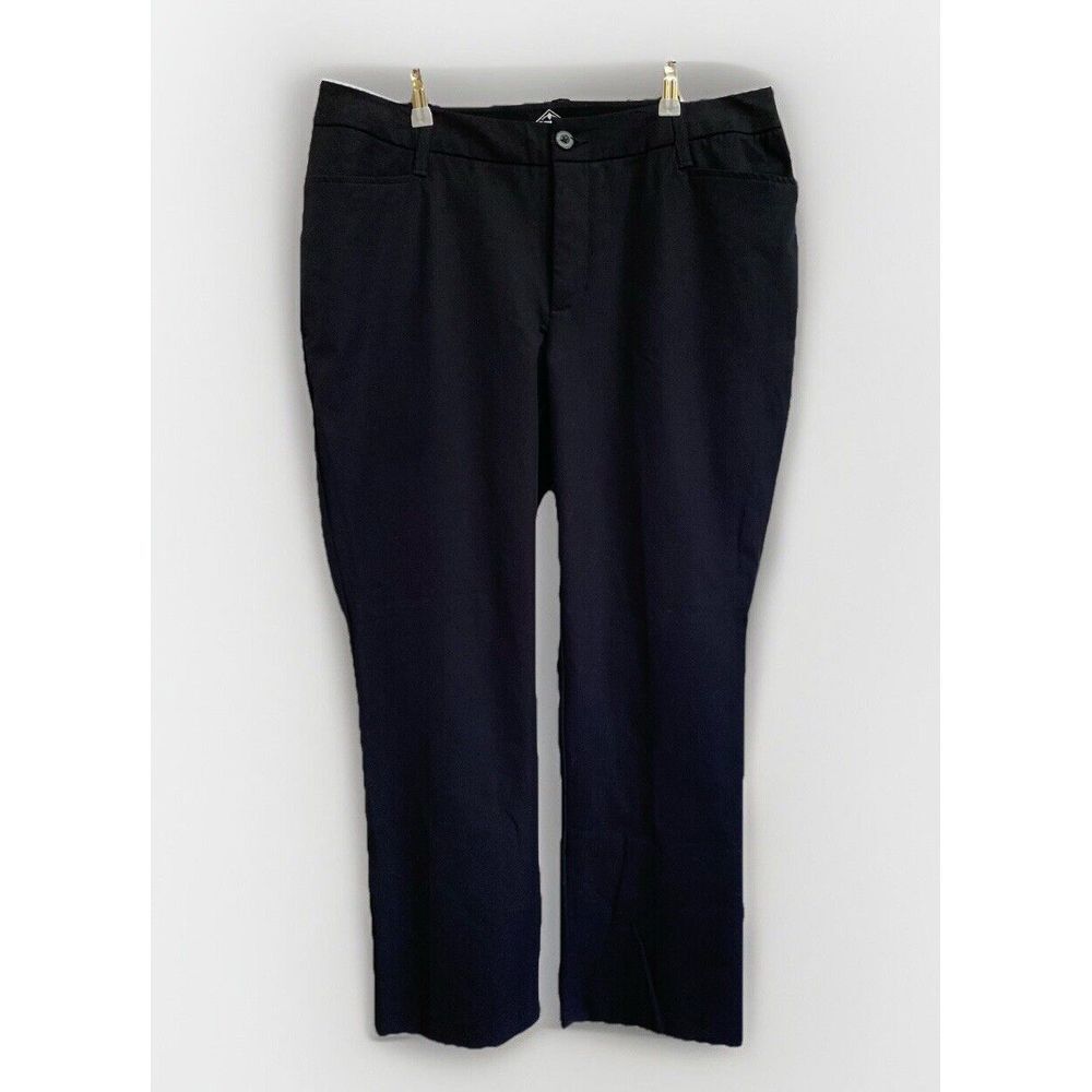 NWT St Johns Bay‎  Straight Leg Black Office Pants MId Rise Size 16S Stretch